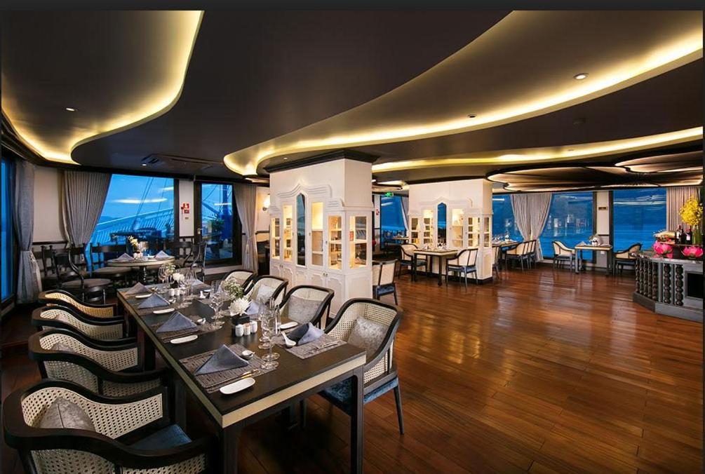 Madeline Cruises Hotel Hạ Long-öböl Kültér fotó