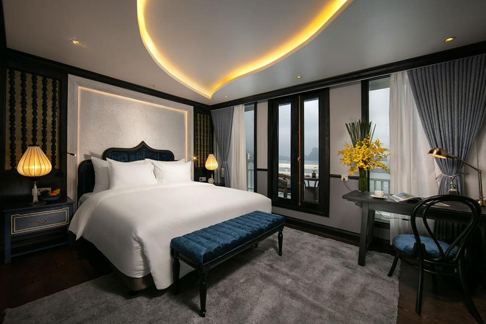 Madeline Cruises Hotel Hạ Long-öböl Kültér fotó