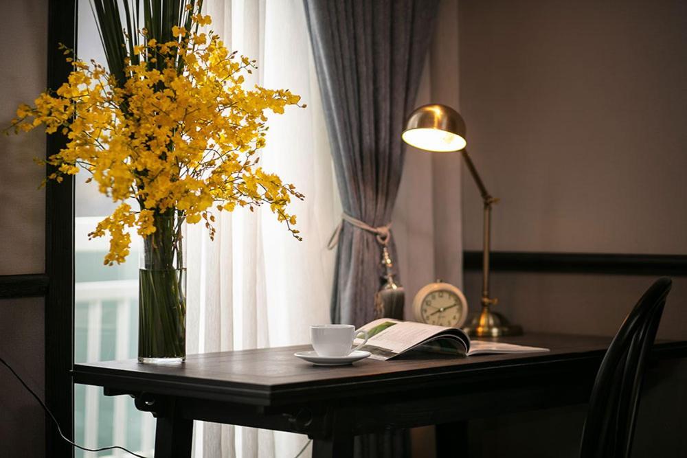 Madeline Cruises Hotel Hạ Long-öböl Kültér fotó